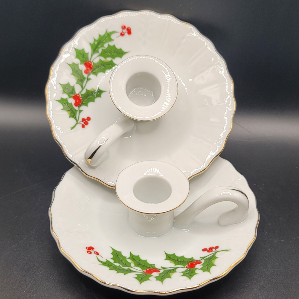 🎄VTG Carolina Designs Christmas Holly Candleholders Set Of 2